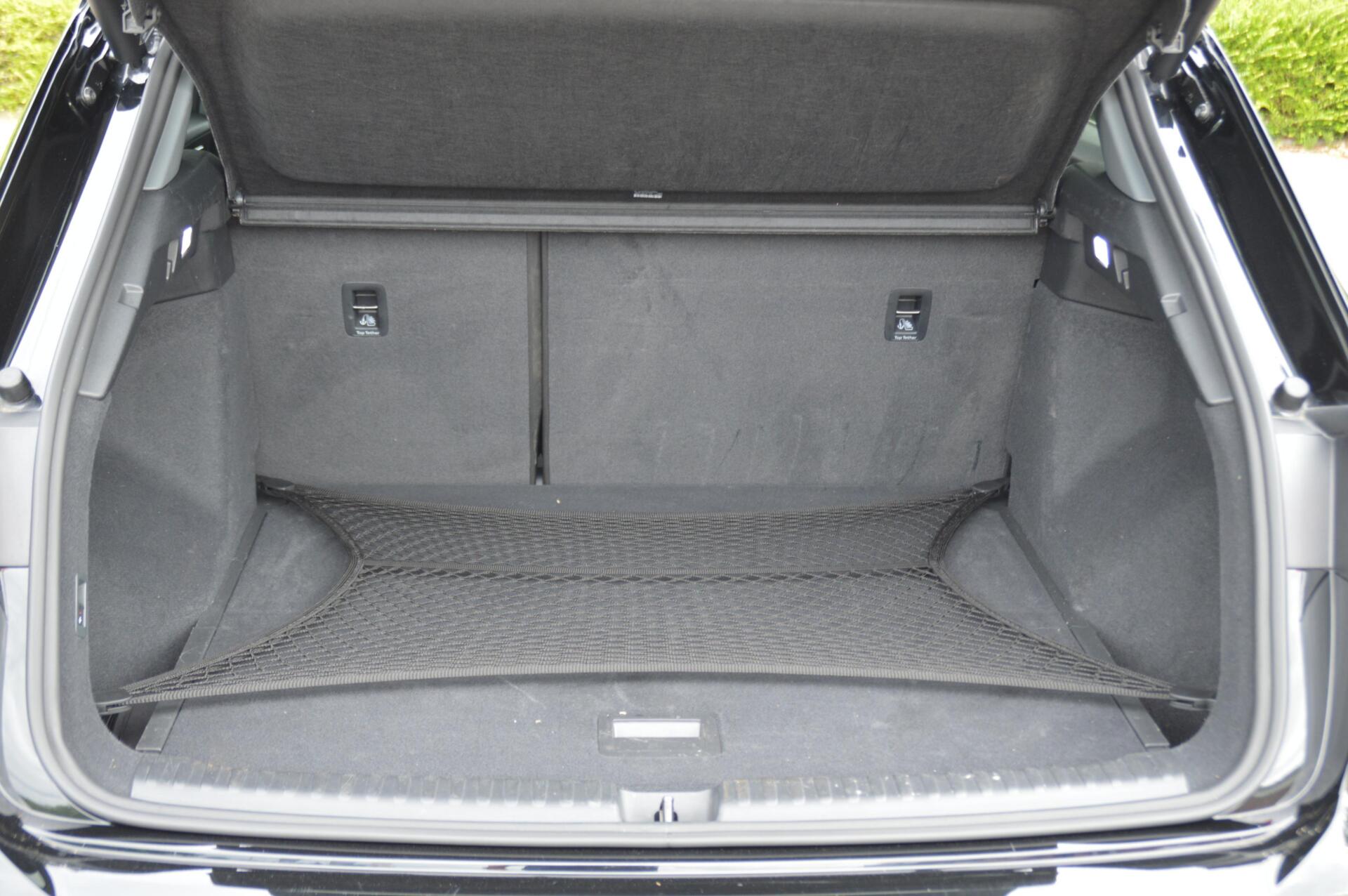 Foto van Audi Q4 50 E-tron