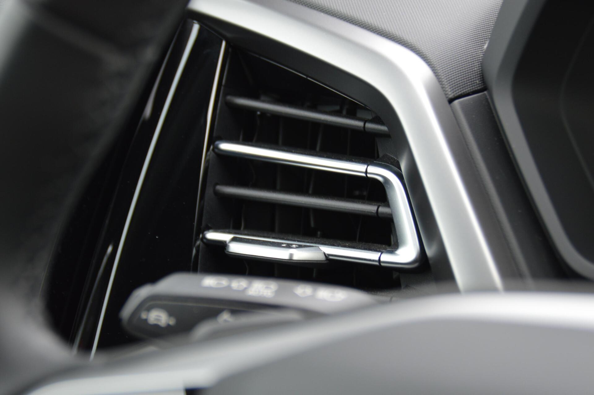 Foto van Audi Q4 50 E-tron