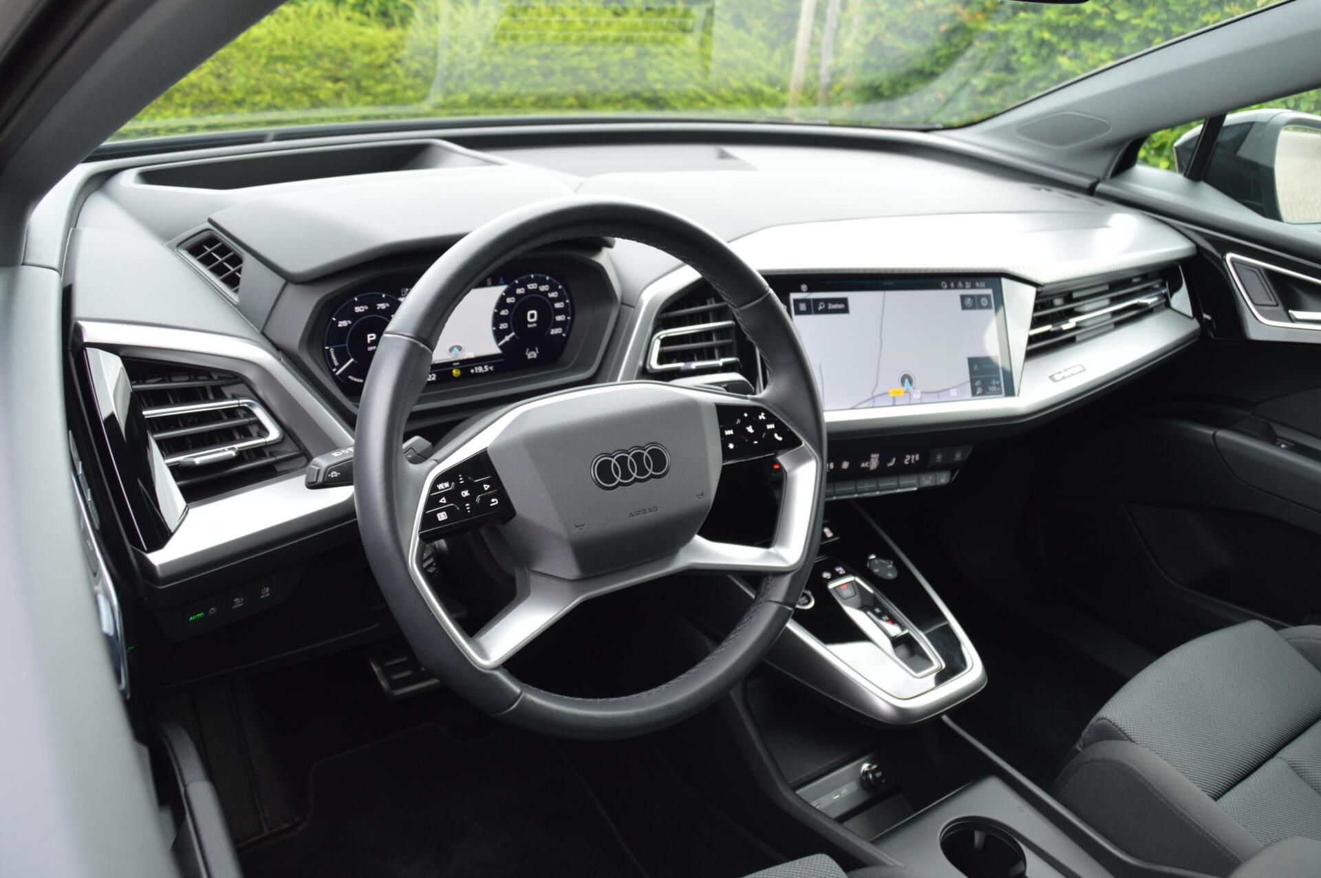 Foto van Audi Q4 50 E-tron