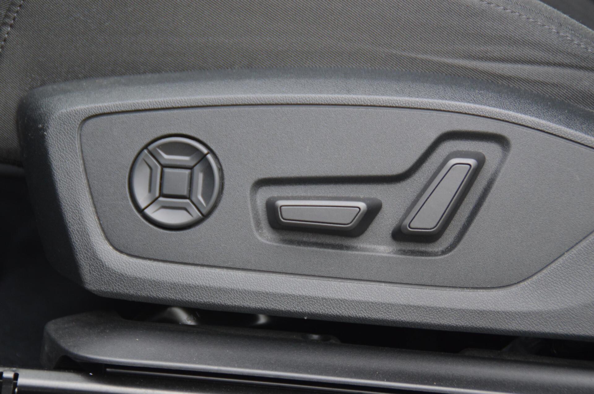 Foto van Audi Q4 50 E-tron