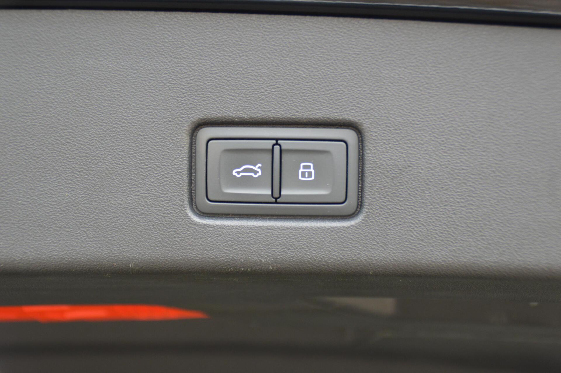 Foto van Audi Q4 50 E-tron