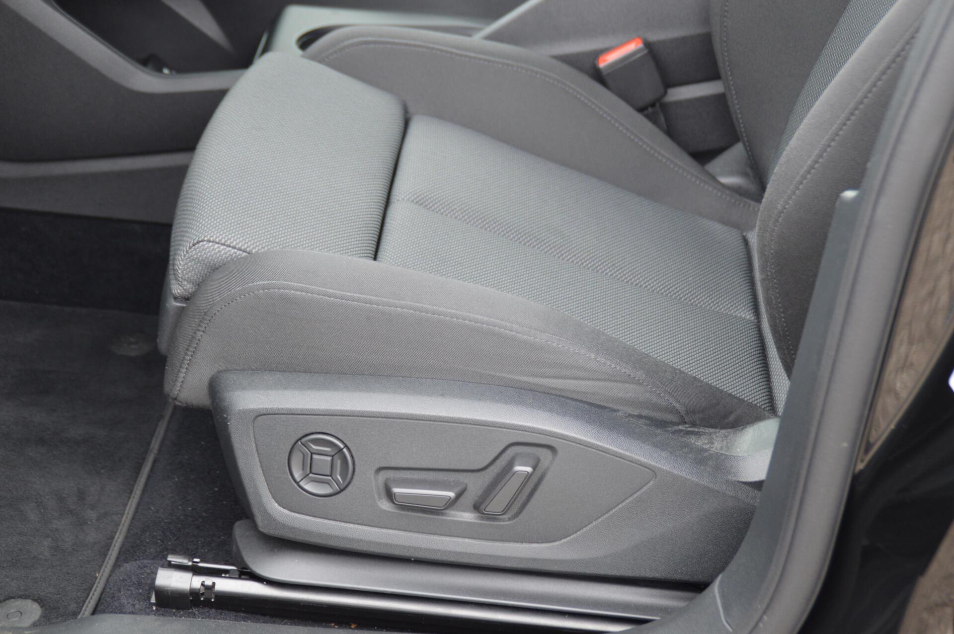 Foto van Audi Q4 50 E-tron
