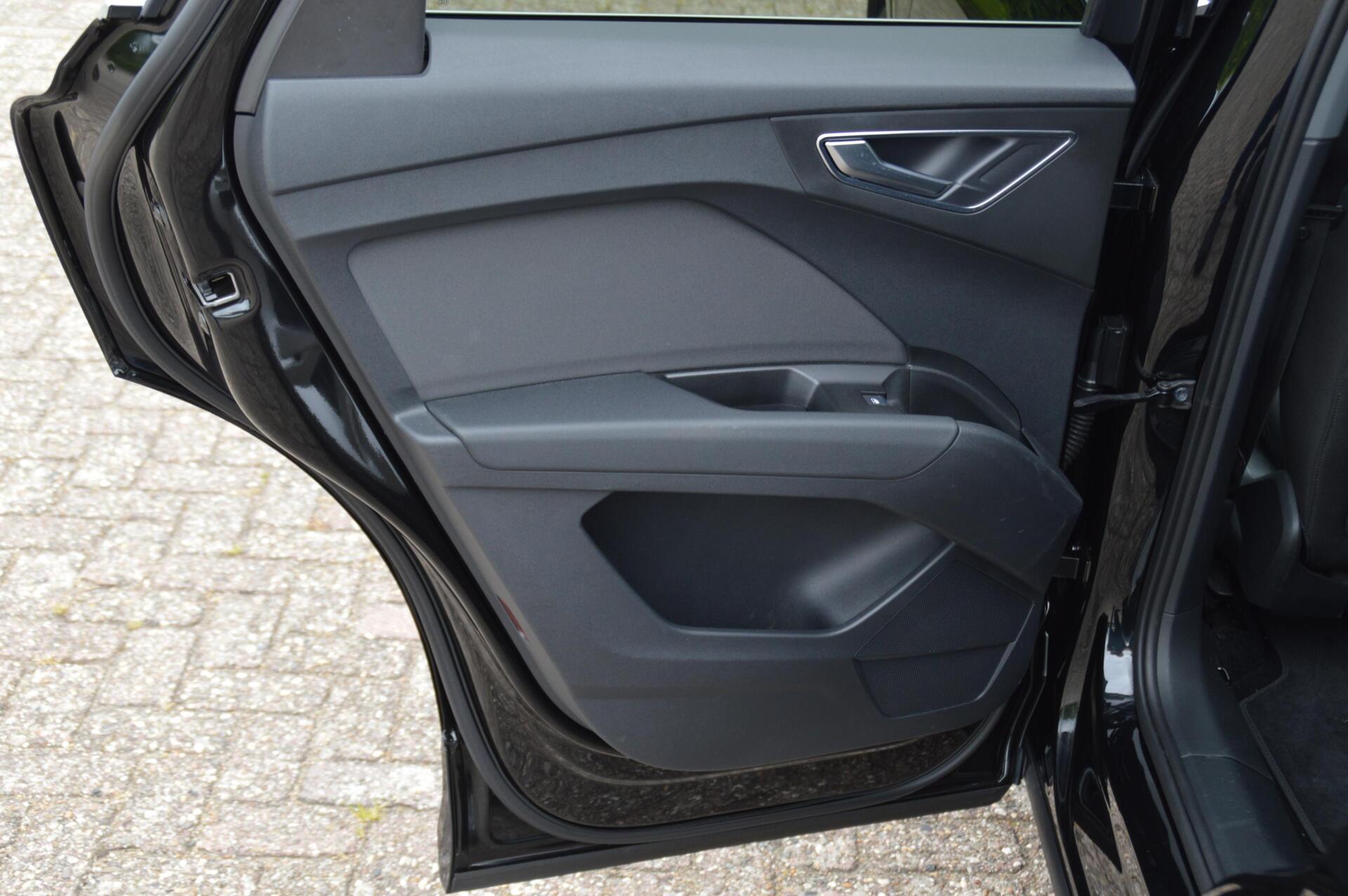Foto van Audi Q4 50 E-tron