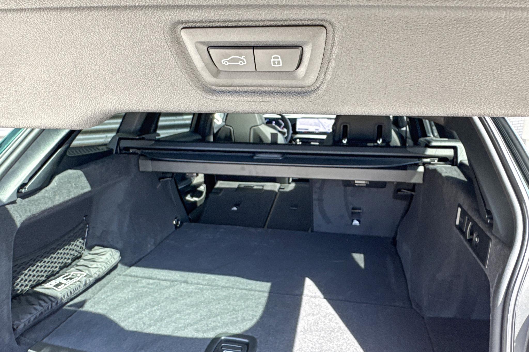 Foto van BMW 330e