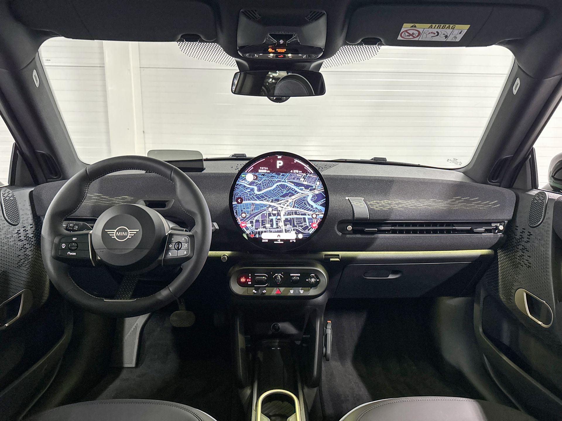 Foto van Mini Cooper E