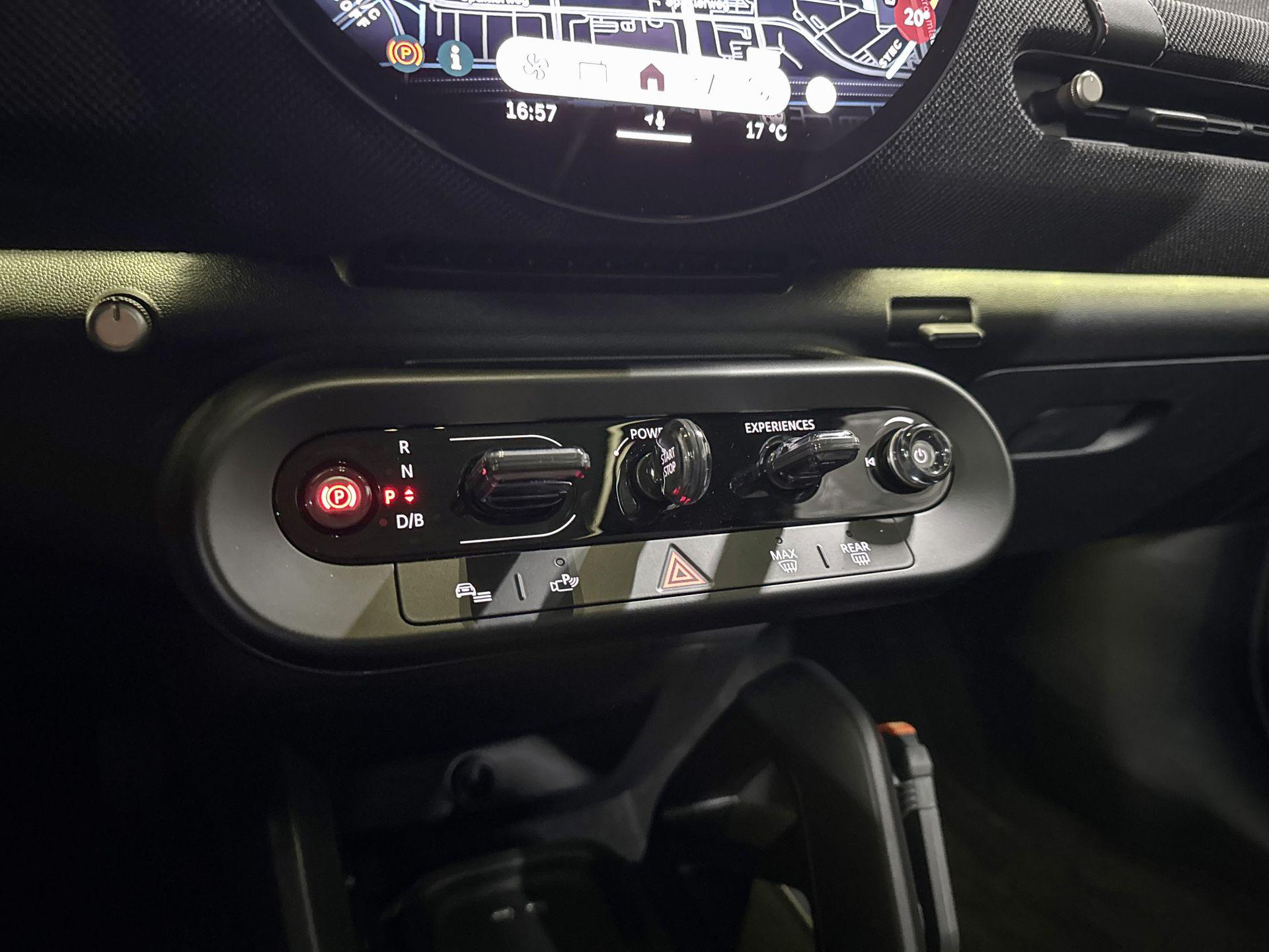 Foto van Mini Cooper E