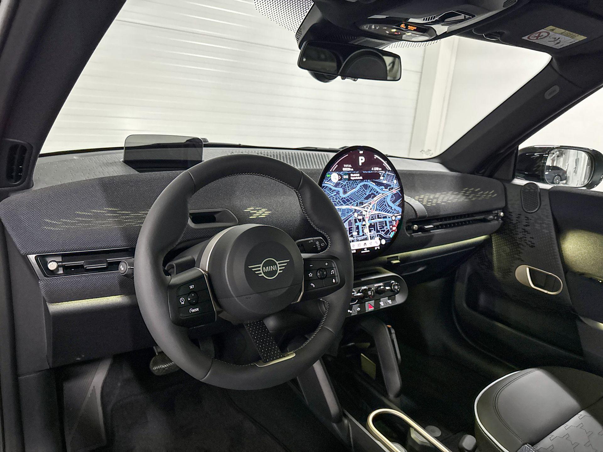 Foto van Mini Cooper E