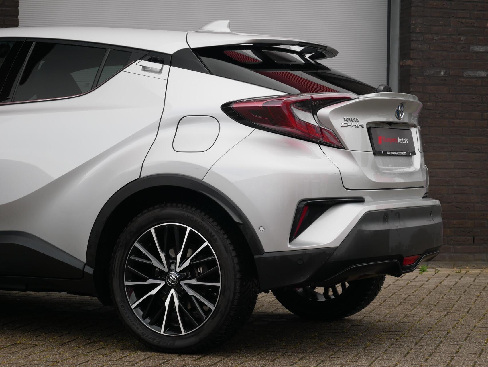 Foto van Toyota C-hr