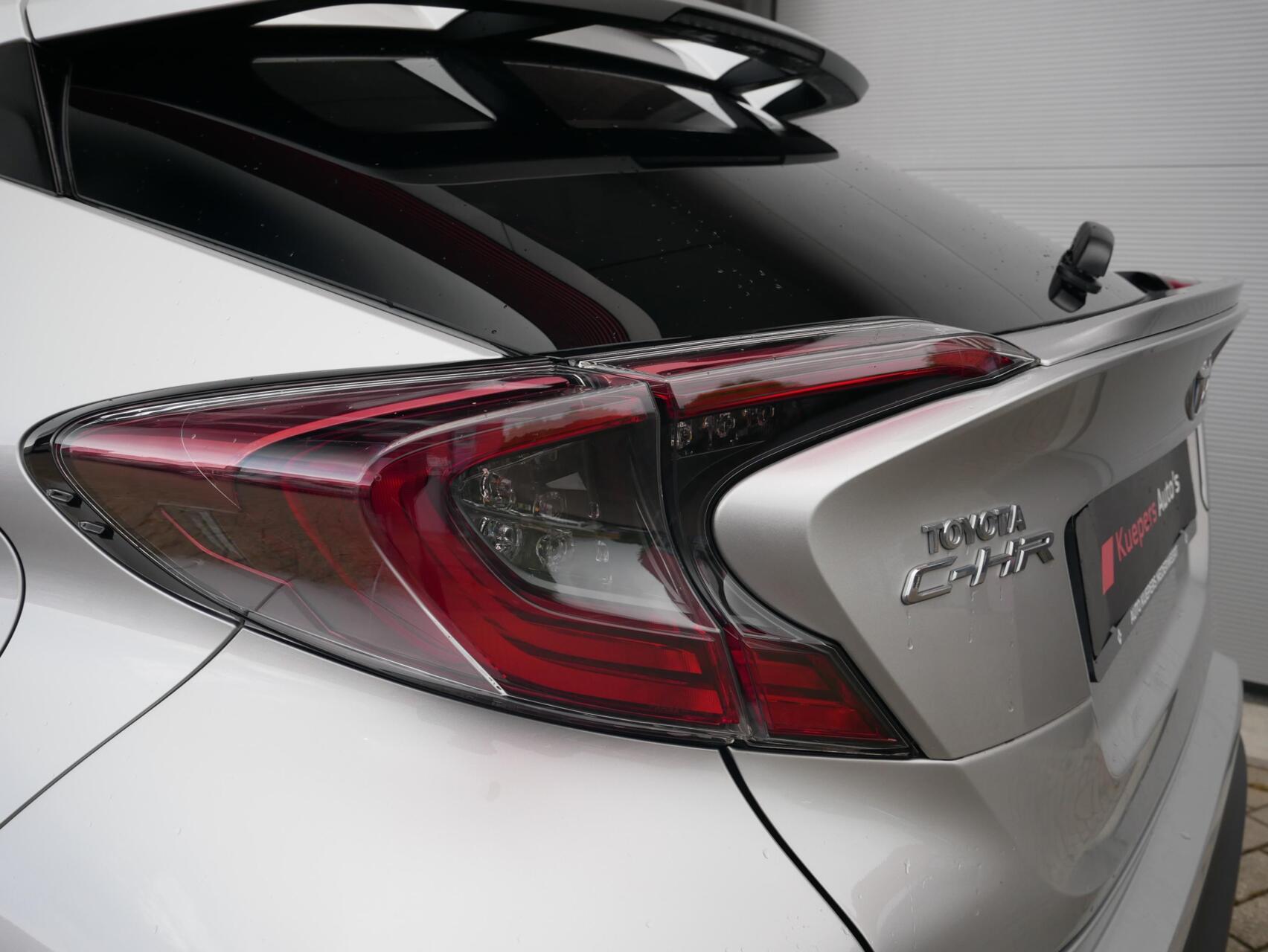 Foto van Toyota C-hr