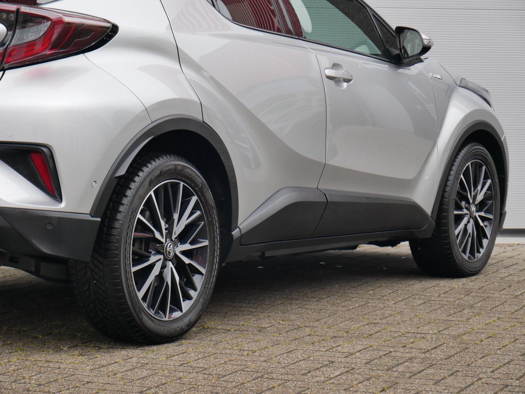 Foto van Toyota C-hr