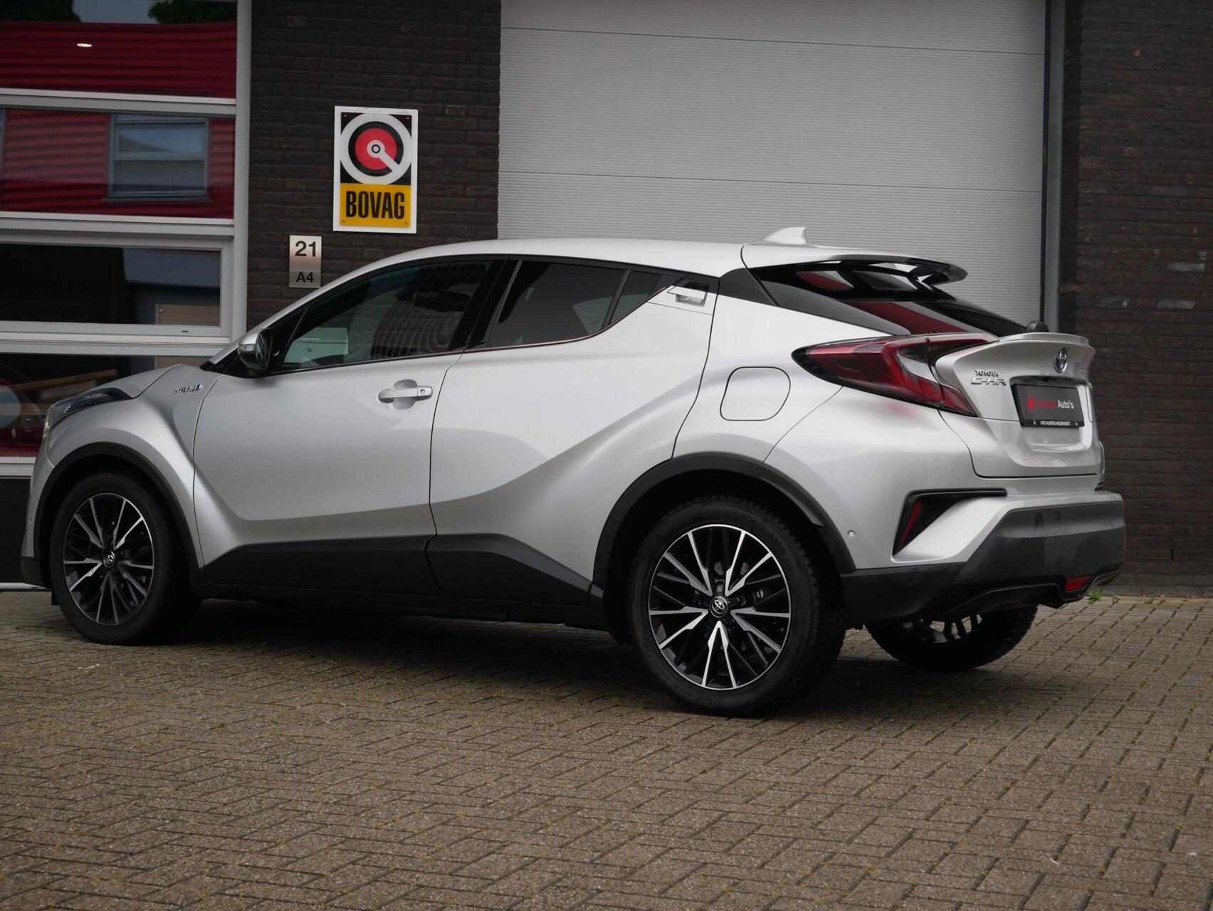 Foto van Toyota C-hr