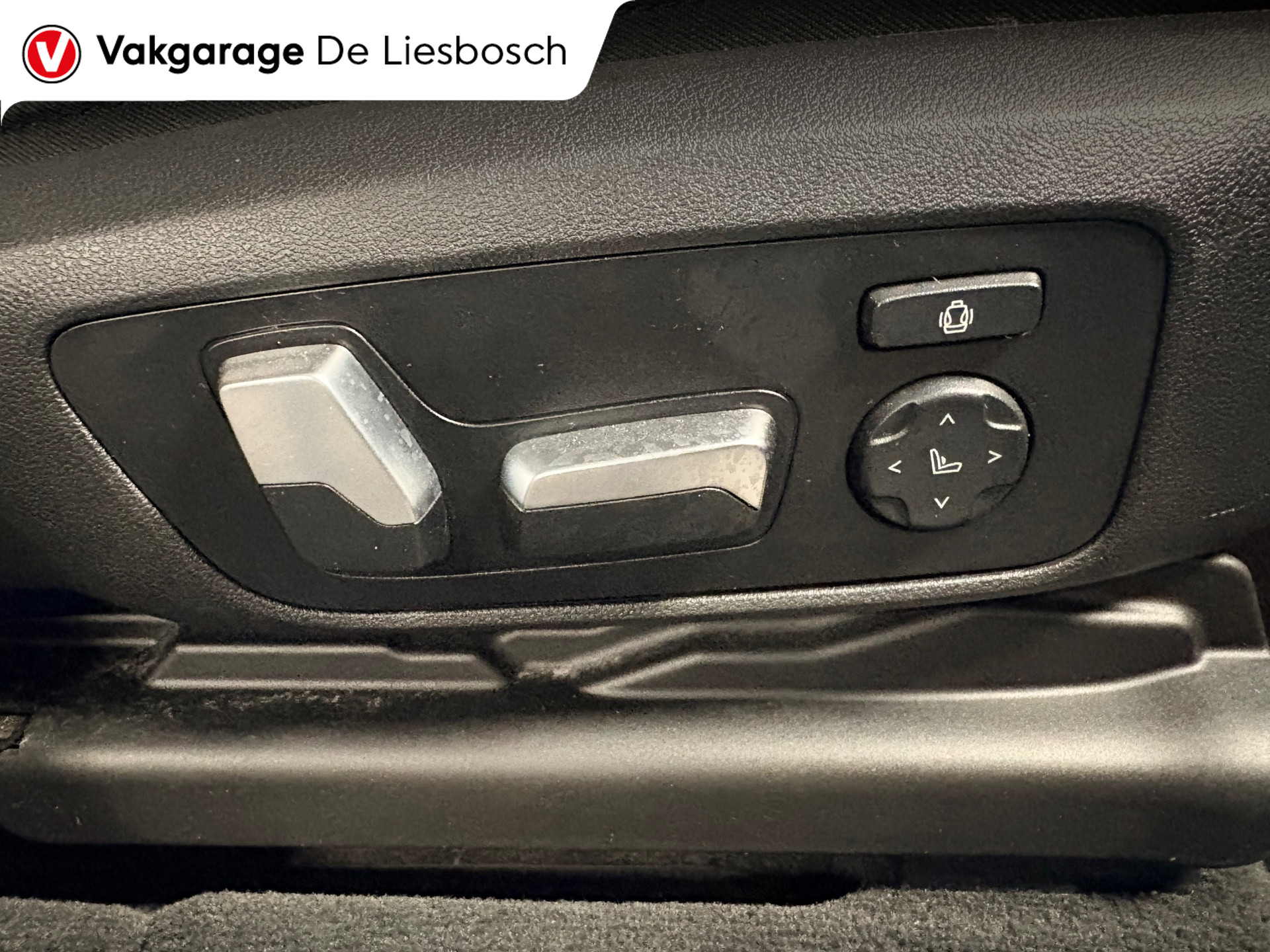 Foto van BMW X3 Xdrive30e