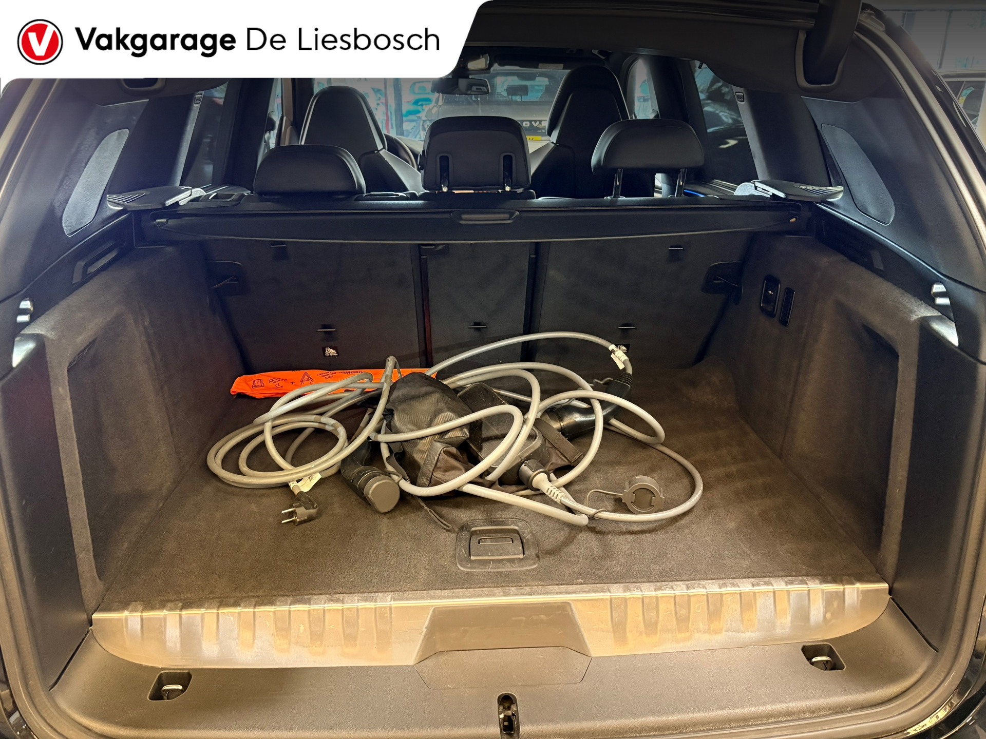 Foto van BMW X3 Xdrive30e