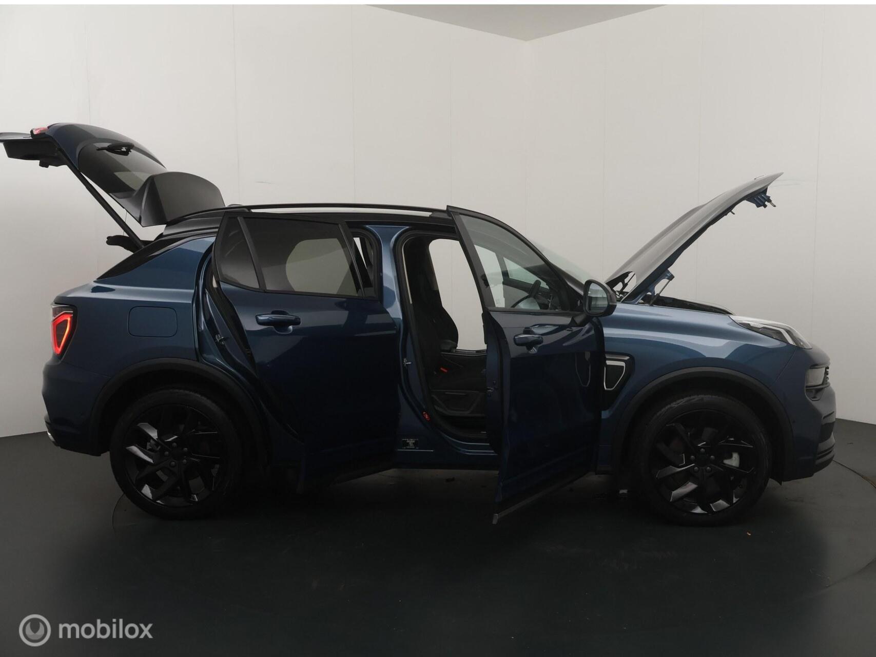 Foto van Lynk&co LYNK & Co 01
