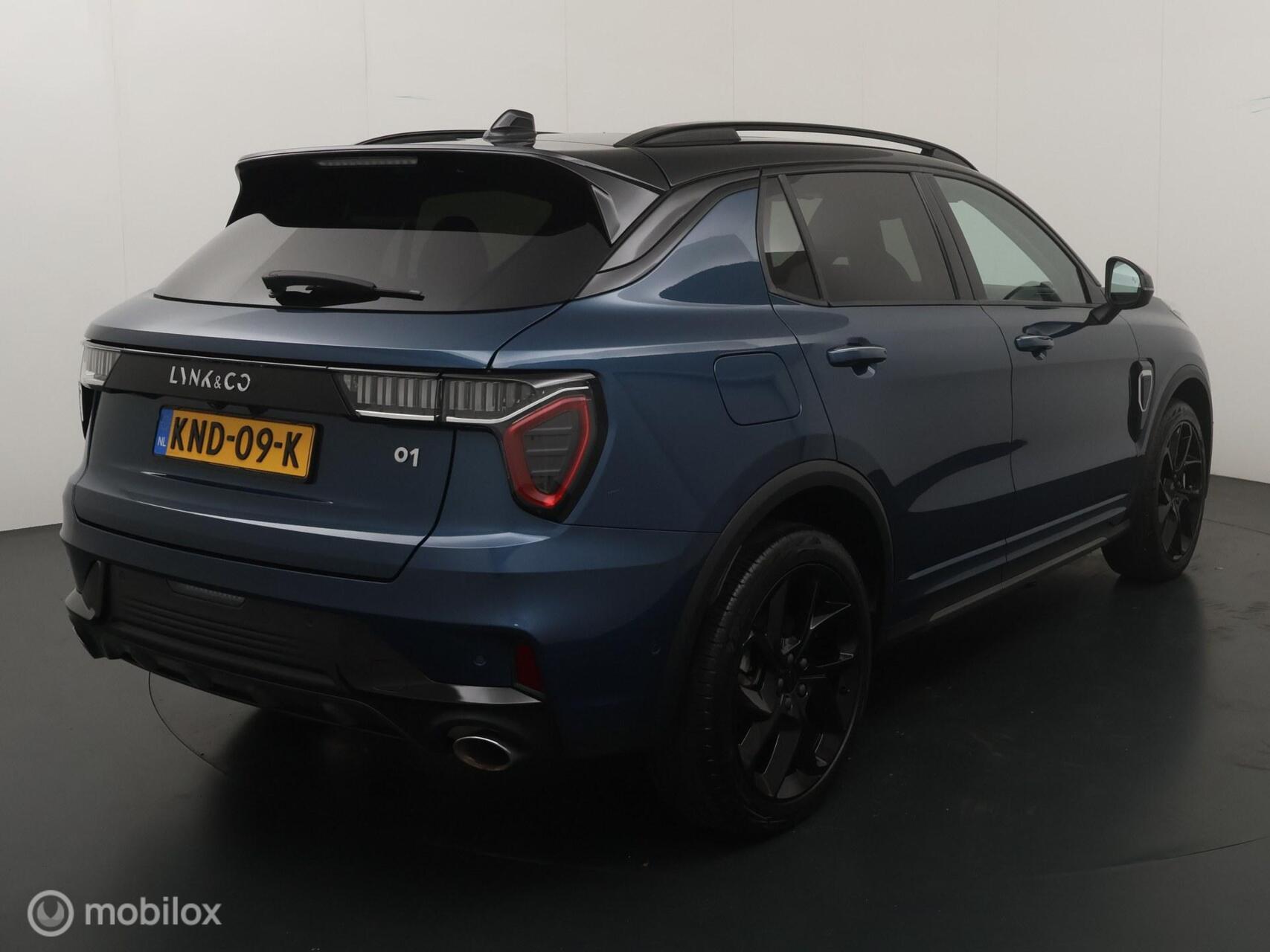 Foto van Lynk&co LYNK & Co 01
