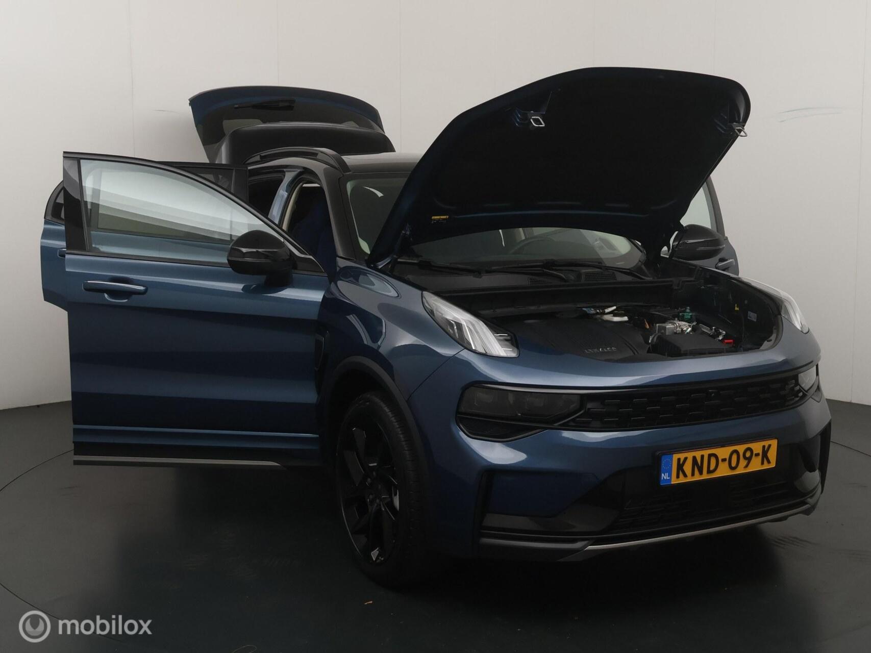 Foto van Lynk&co LYNK & Co 01