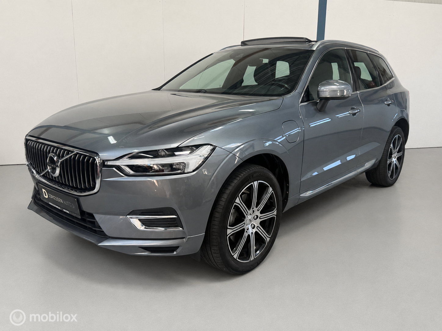 Volvo Xc60 T8 Twin Engine 2.0 T8 Twin Engine AWD Inscription PANO / ACC 2018 - voorkant