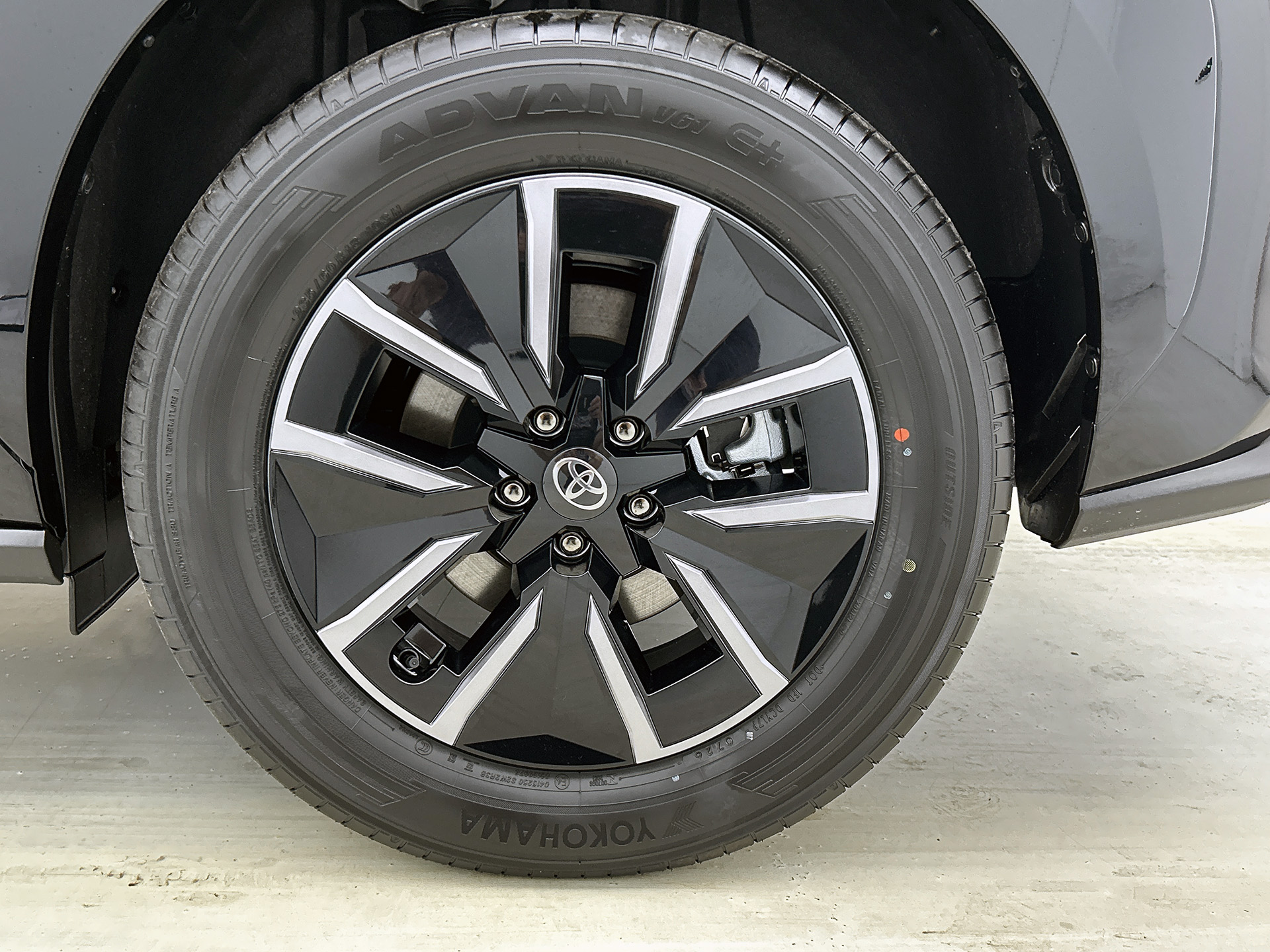 Foto van Toyota Toyota Bz4x
