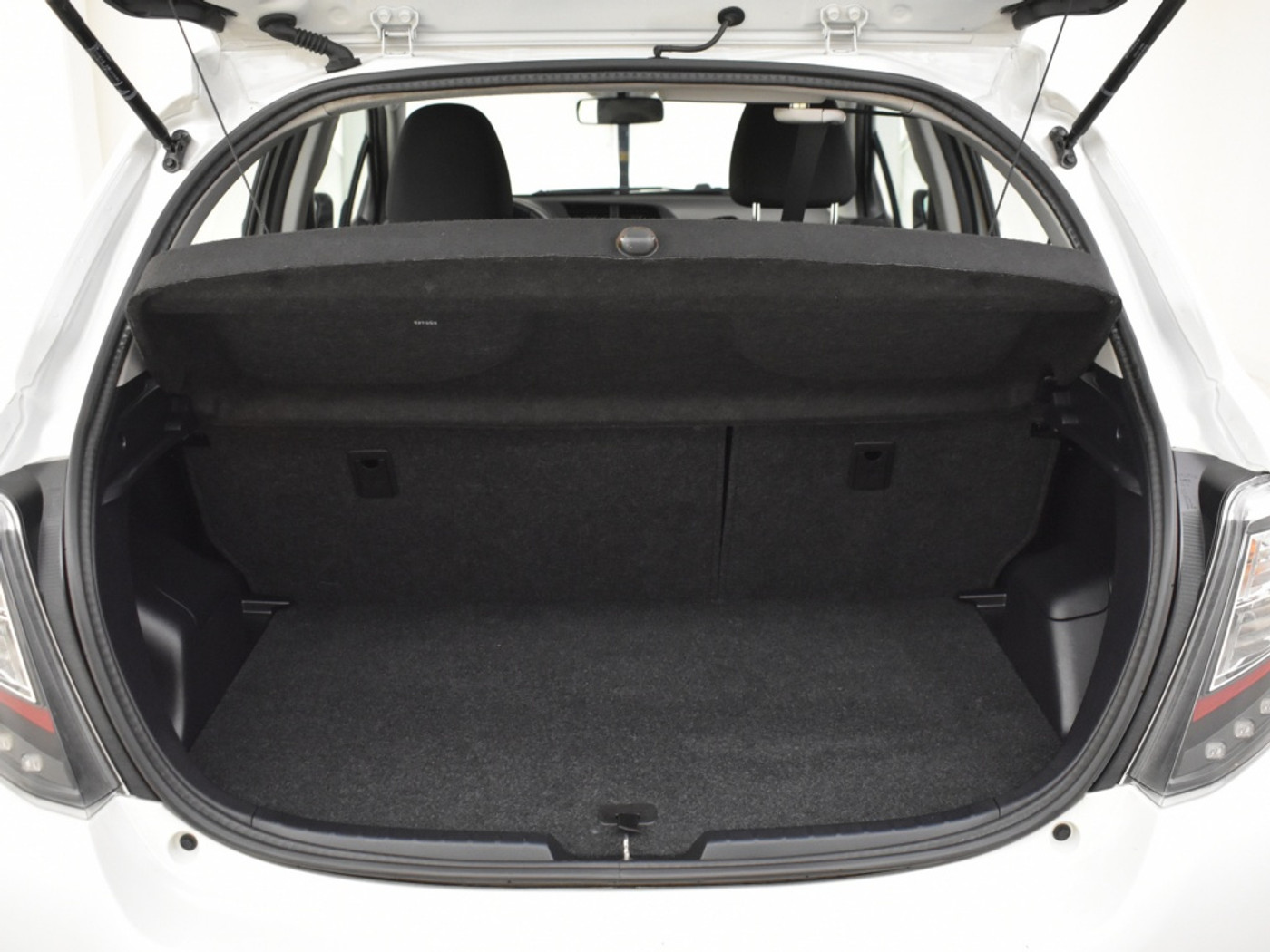 Foto van Toyota Toyota Yaris Hybrid