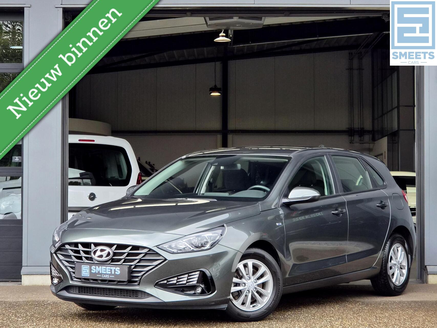 Hyundai I 30 1.0 T-GDi MHEV i-Motion 1e Eig! |Navi Carplay 2023 - voorkant