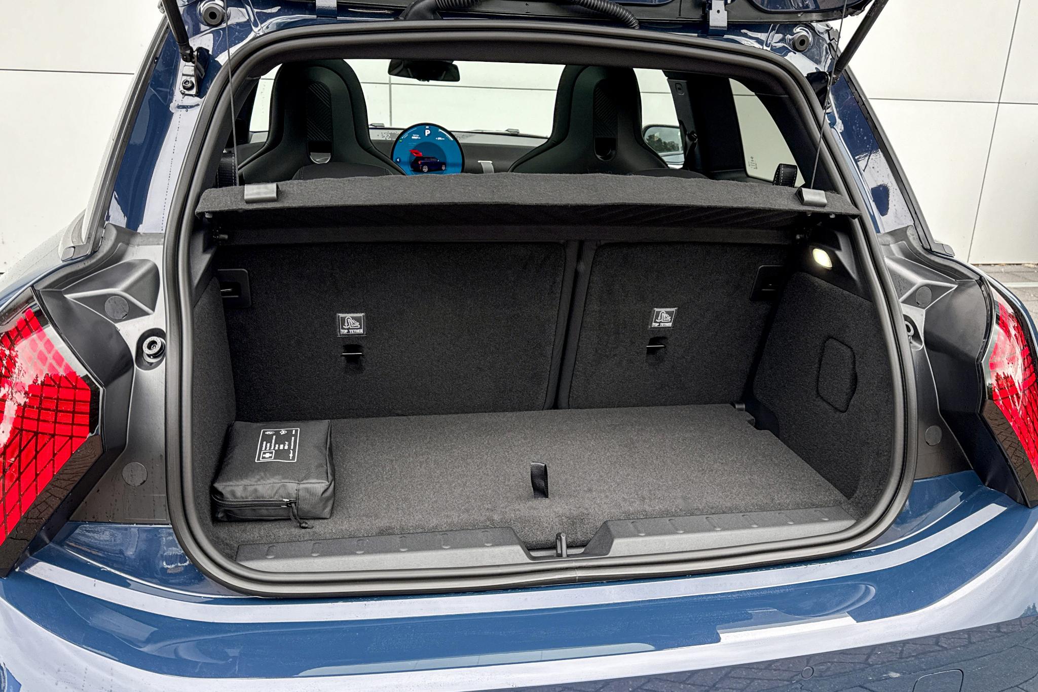 Foto van Mini Cooper E