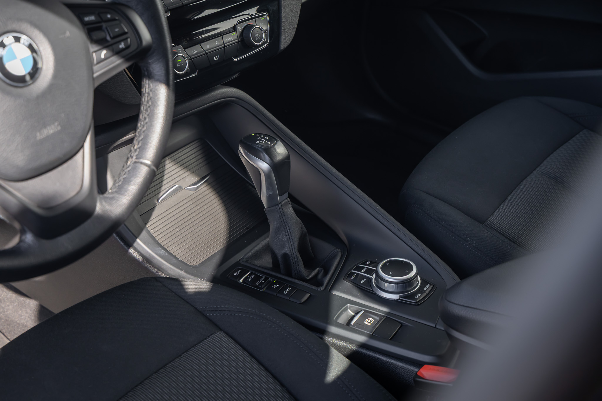 Foto van BMW X1 Xdrive25e