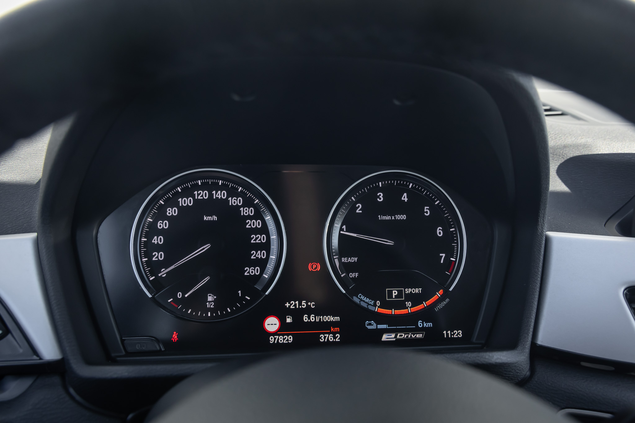 Foto van BMW X1 Xdrive25e