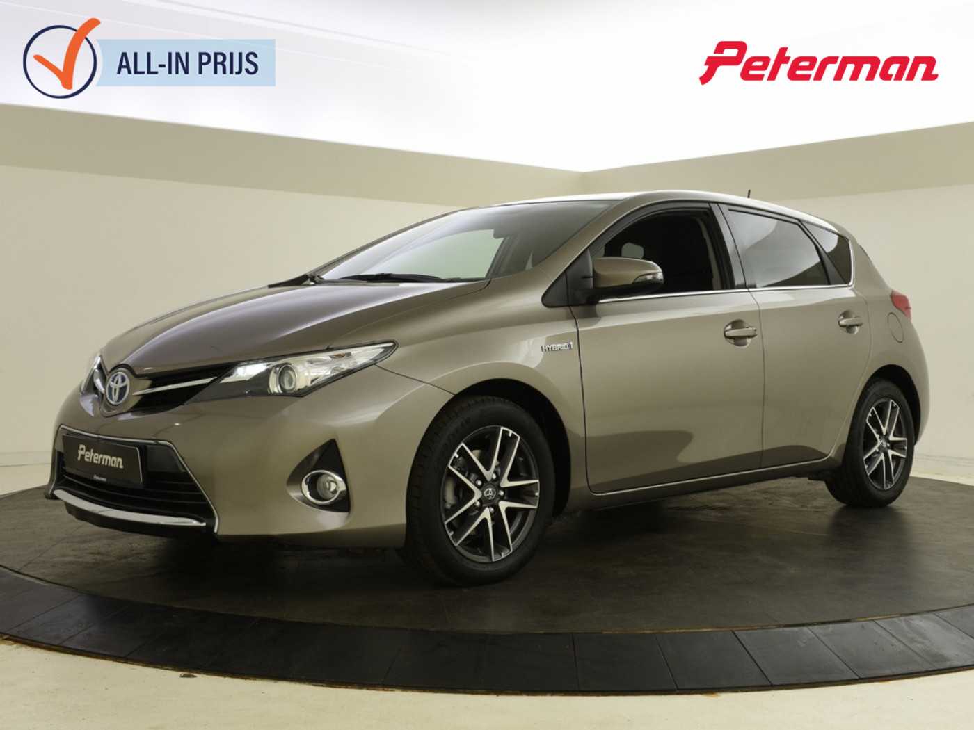Toyota Auris 1.8 Hybrid Comfort | Navigatie | Trekhaak | Climatronic 2014 - voorkant