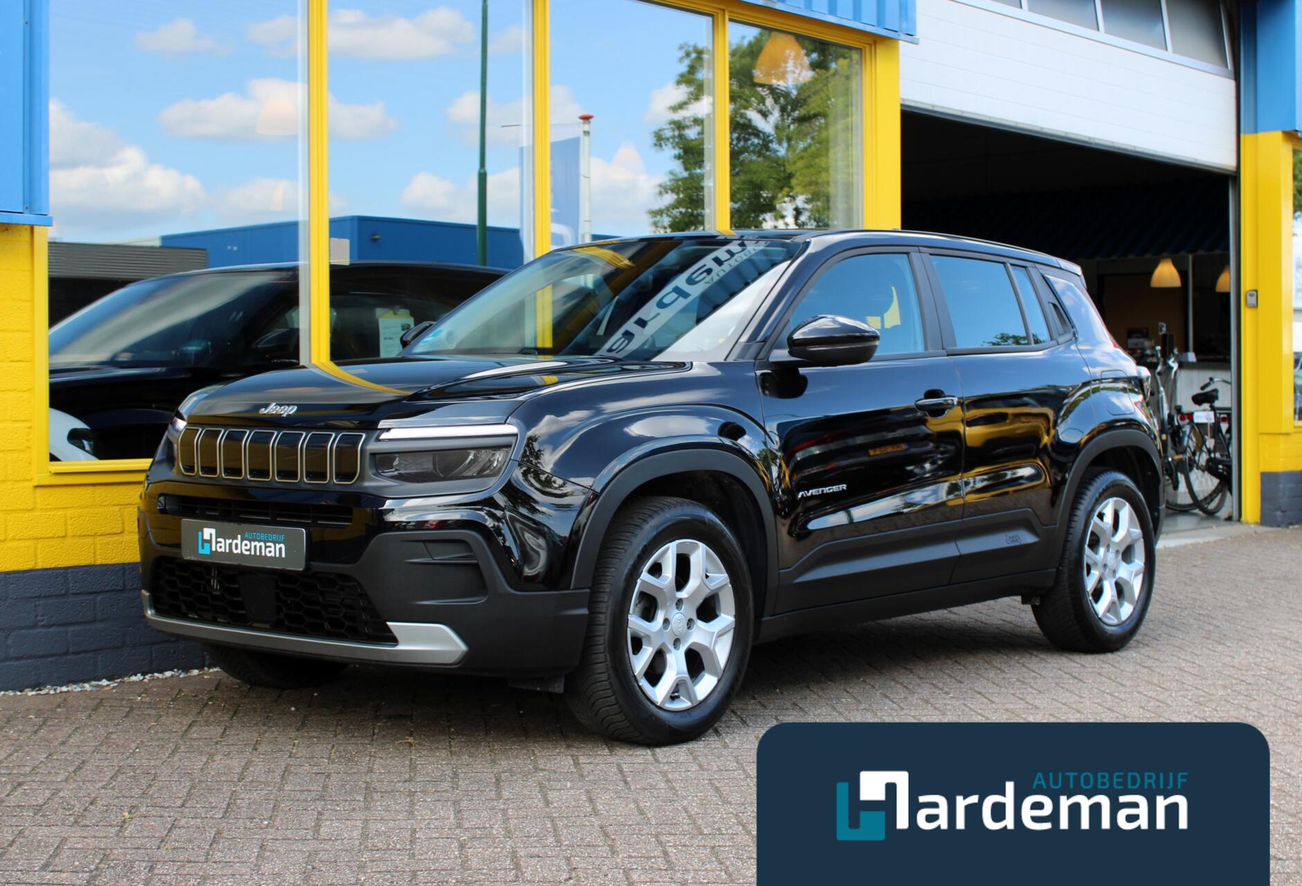 Jeep Avenger 1.2 Altitude Winterpack Carplay JBL Navi 2024 - voorkant