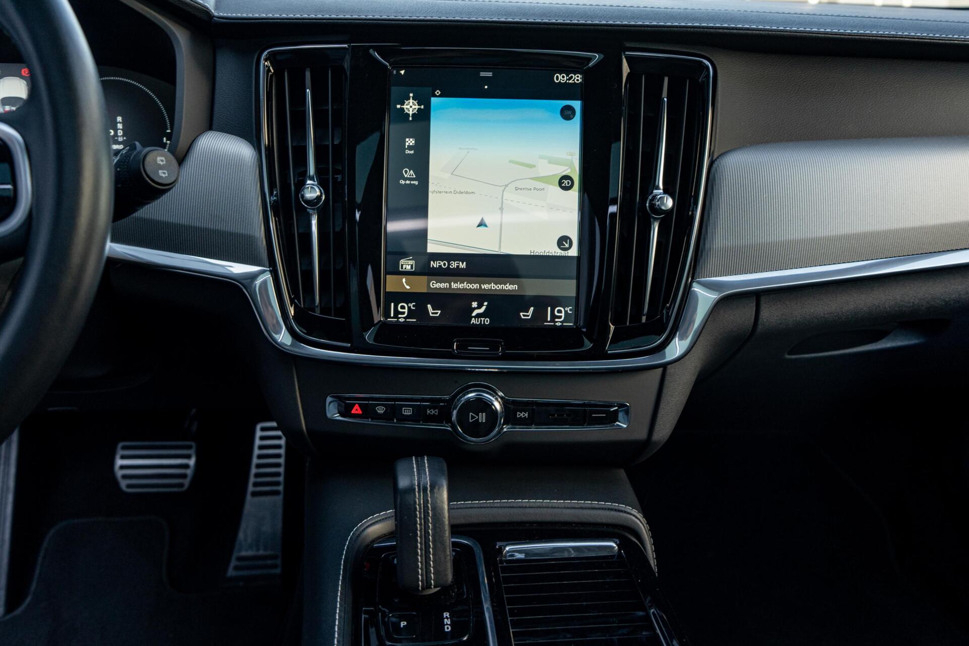 Foto van Volvo V90 T8 Twin Engine