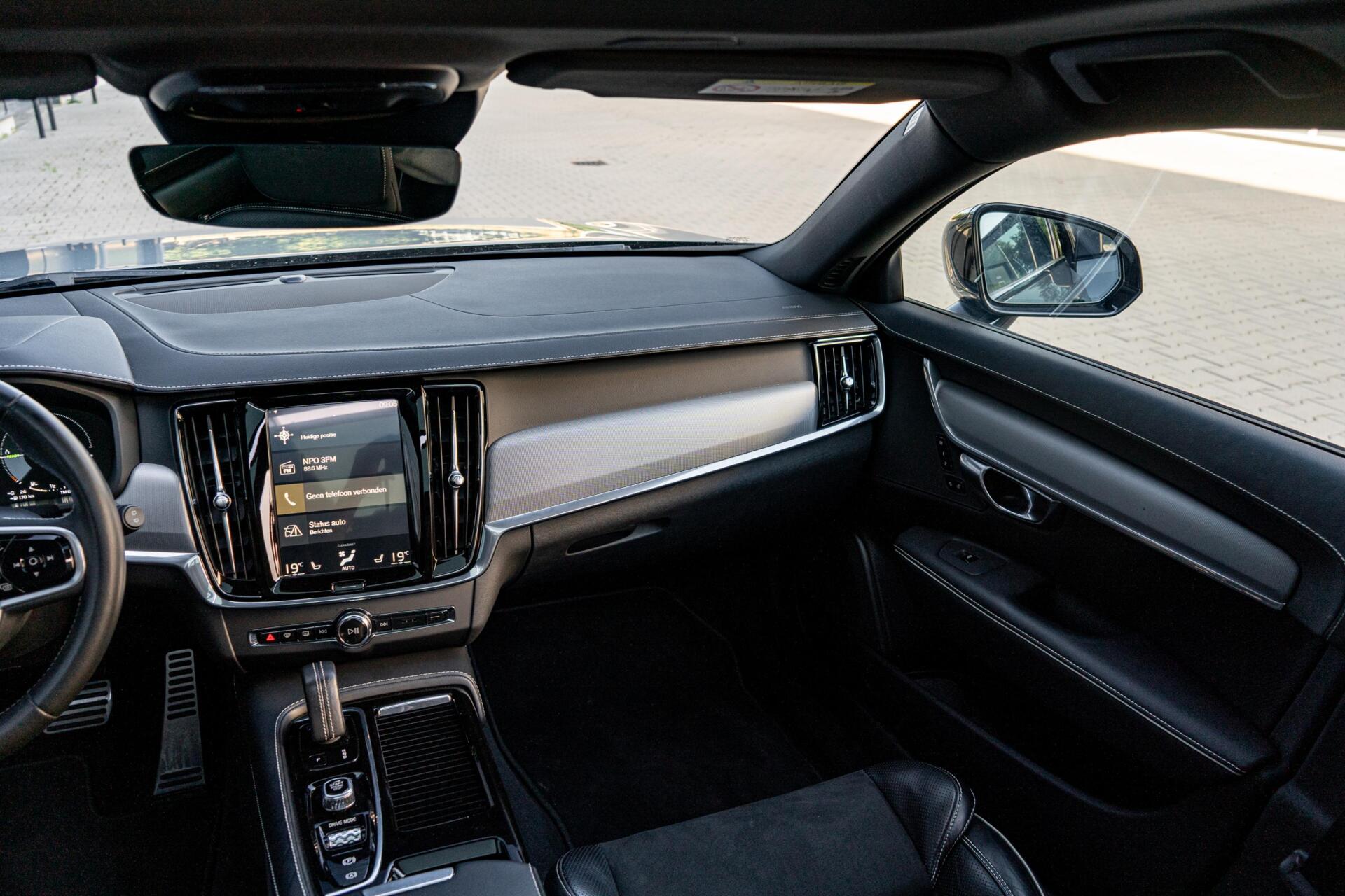 Foto van Volvo V90 T8 Twin Engine