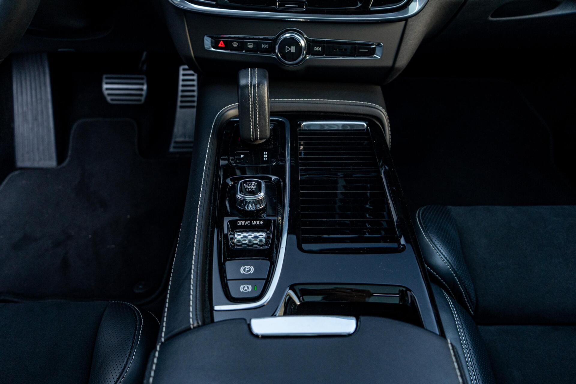 Foto van Volvo V90 T8 Twin Engine