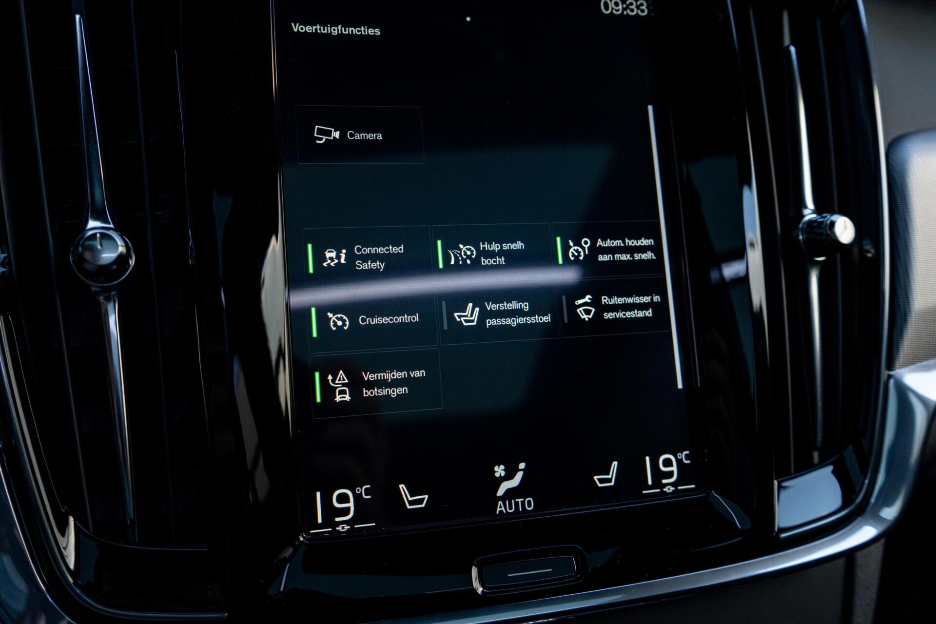Foto van Volvo V90 T8 Twin Engine