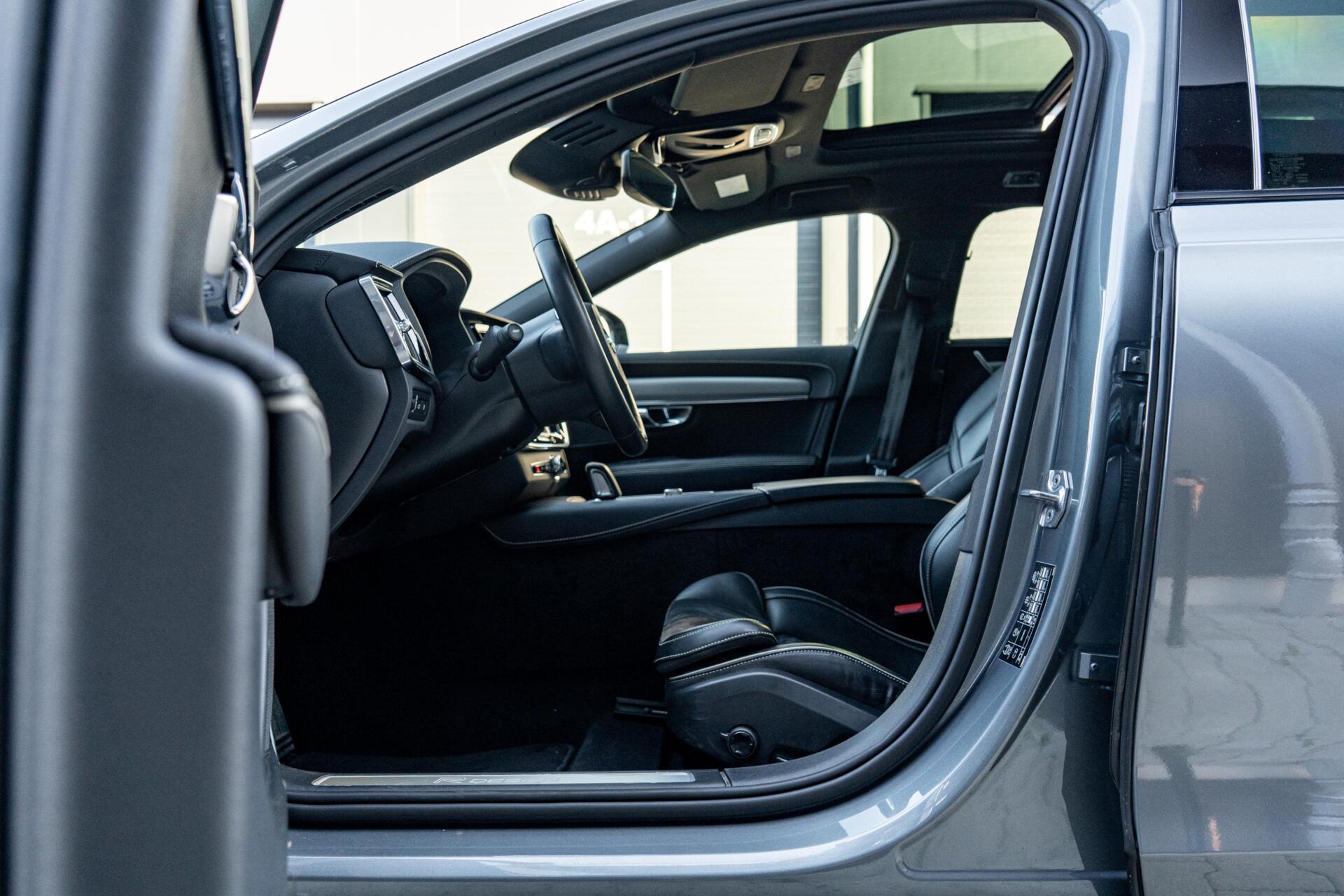 Foto van Volvo V90 T8 Twin Engine