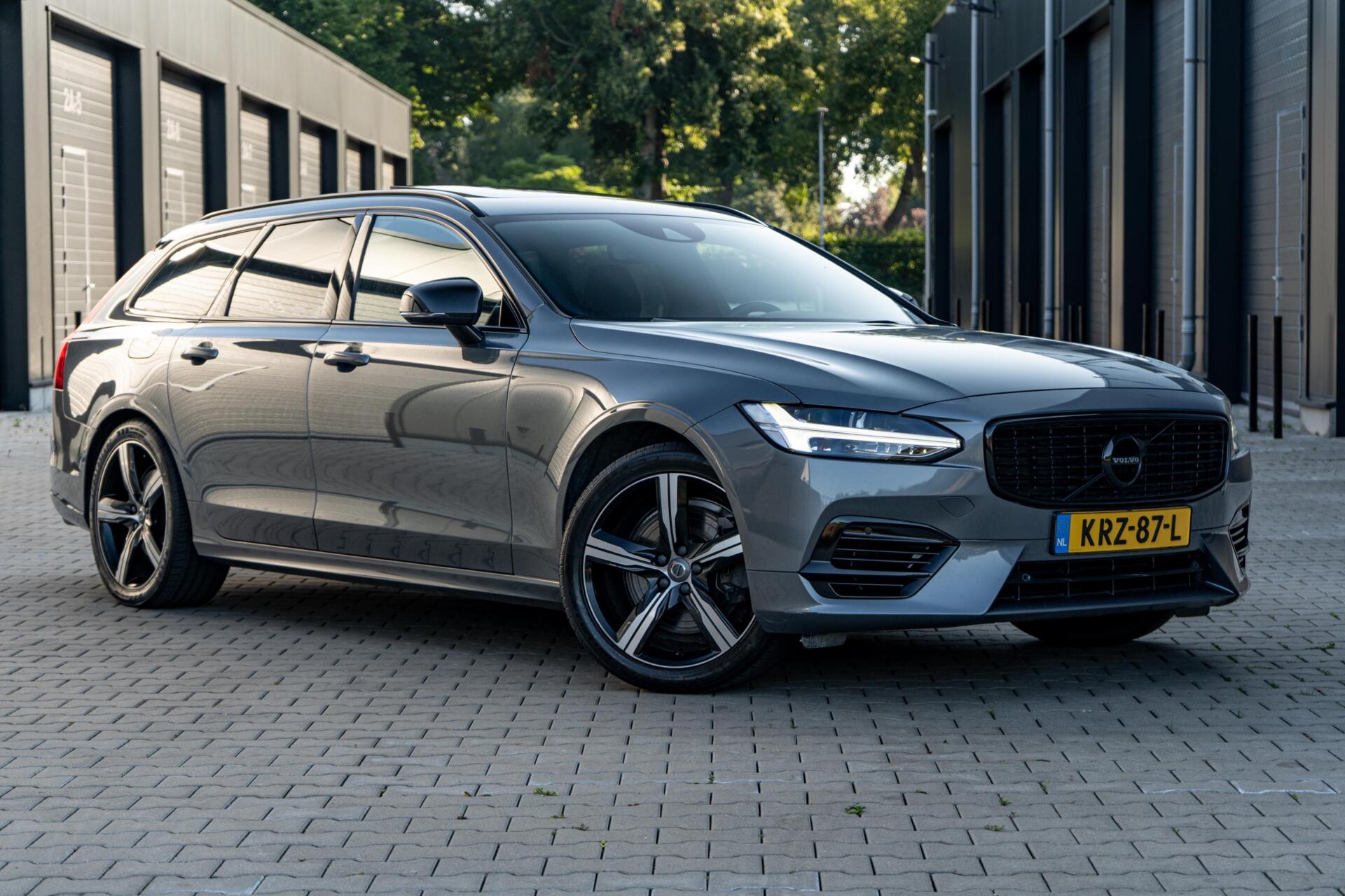 Foto van Volvo V90 T8 Twin Engine