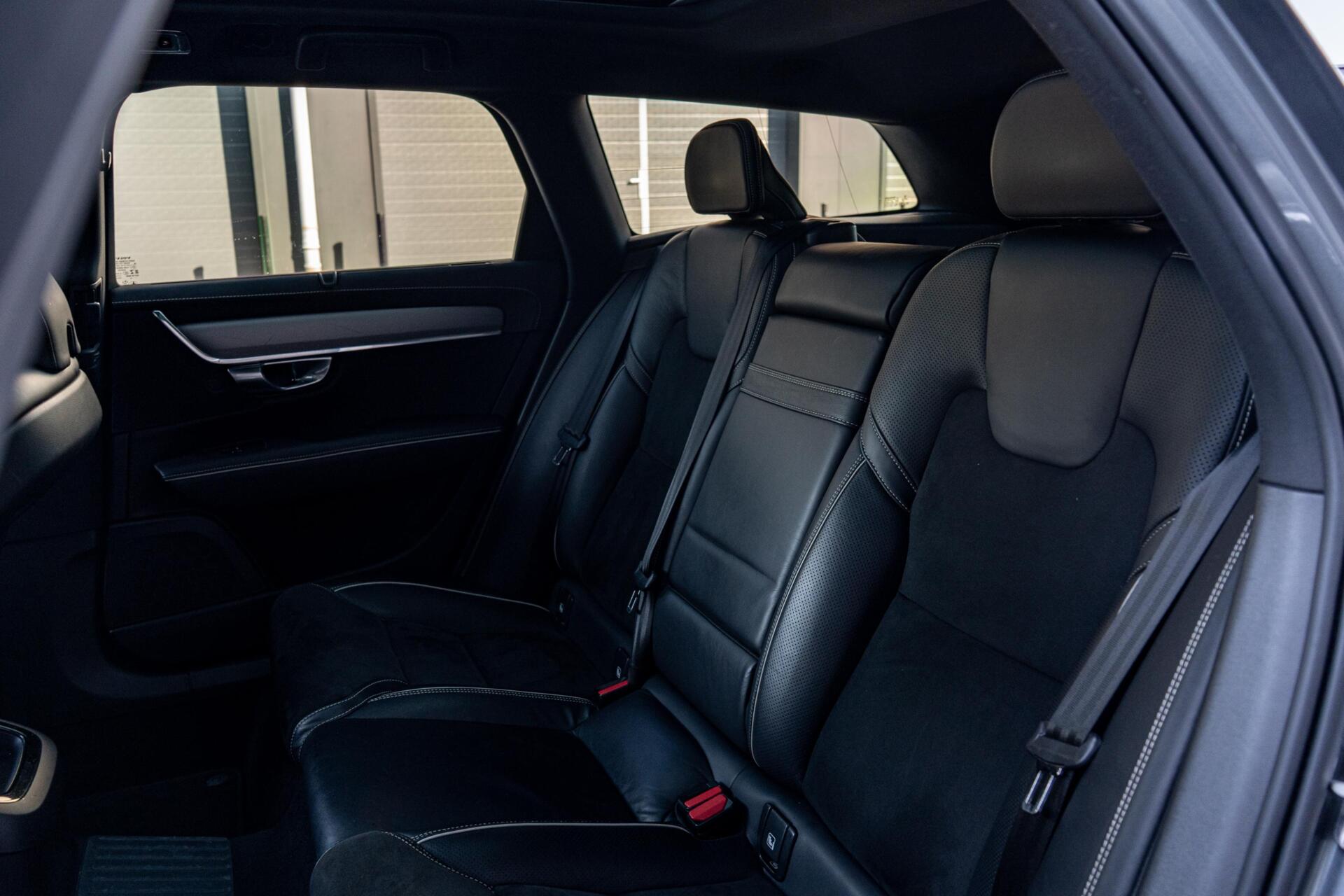 Foto van Volvo V90 T8 Twin Engine