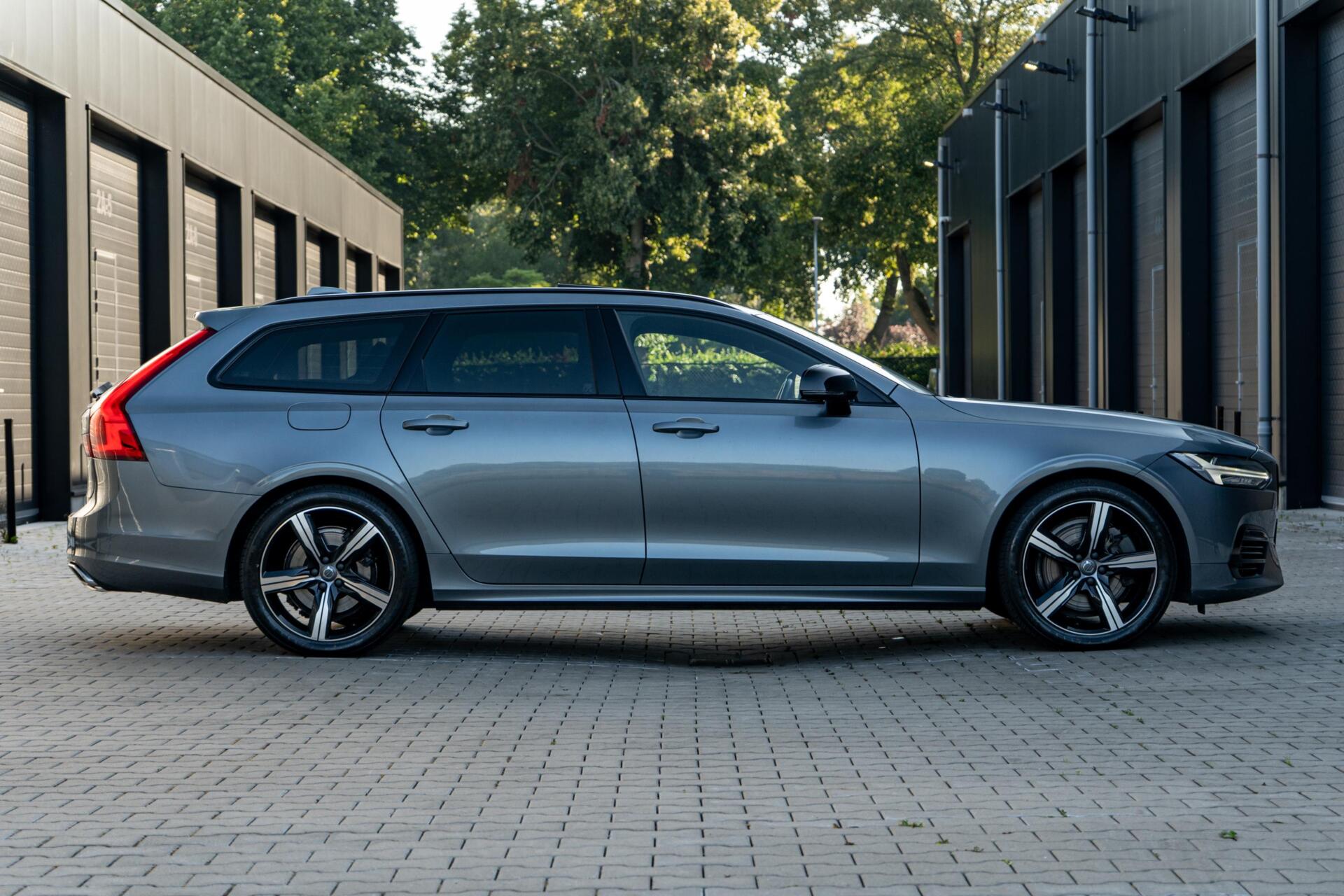 Foto van Volvo V90 T8 Twin Engine