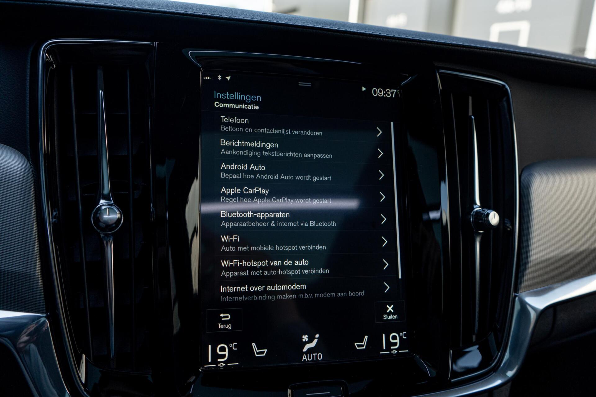 Foto van Volvo V90 T8 Twin Engine