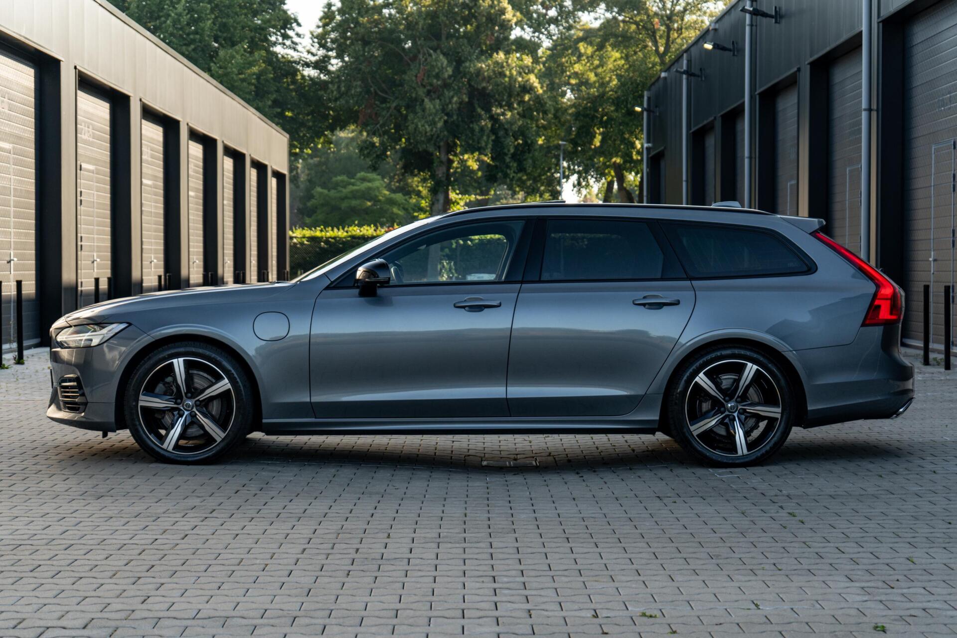 Foto van Volvo V90 T8 Twin Engine