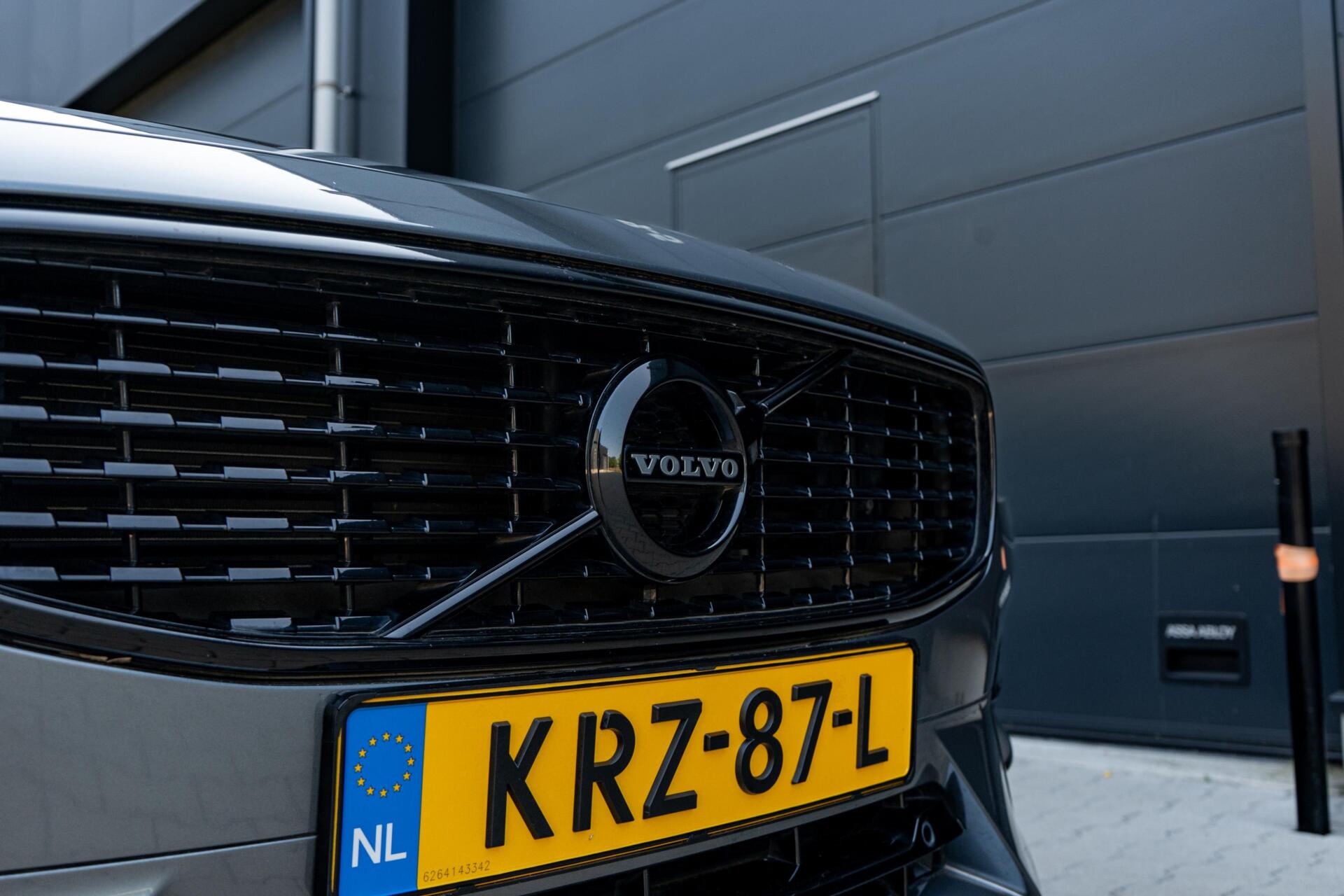 Foto van Volvo V90 T8 Twin Engine