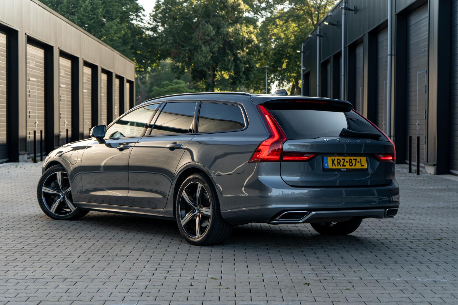 Foto van Volvo V90 T8 Twin Engine