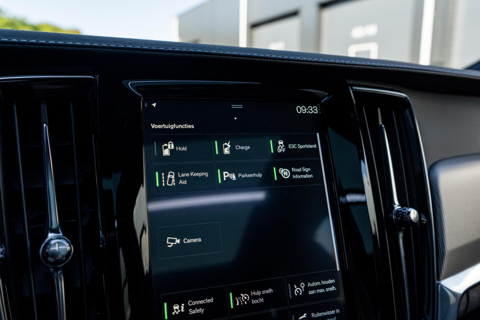 Foto van Volvo V90 T8 Twin Engine