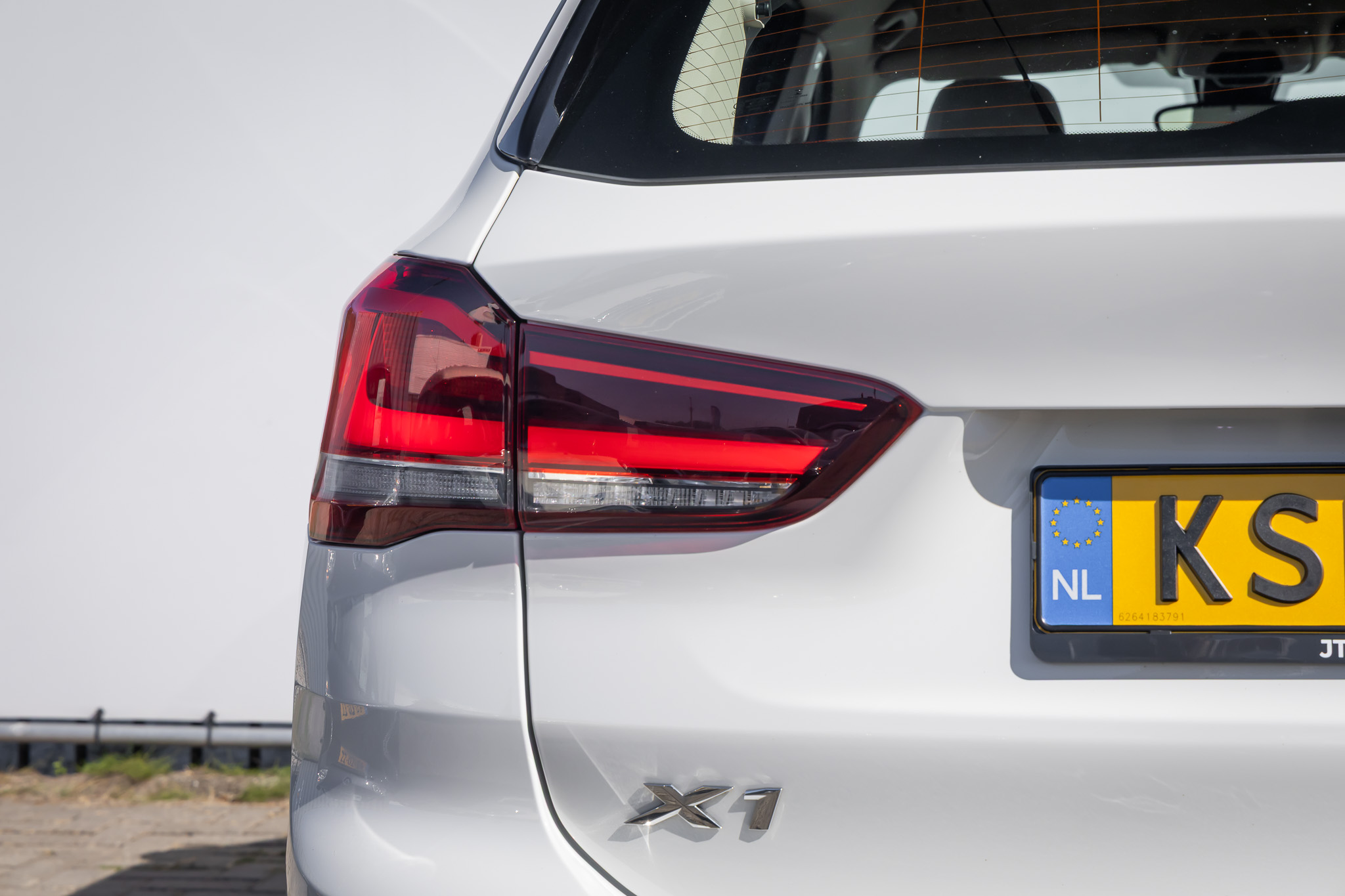 Foto van BMW X1 Xdrive25e