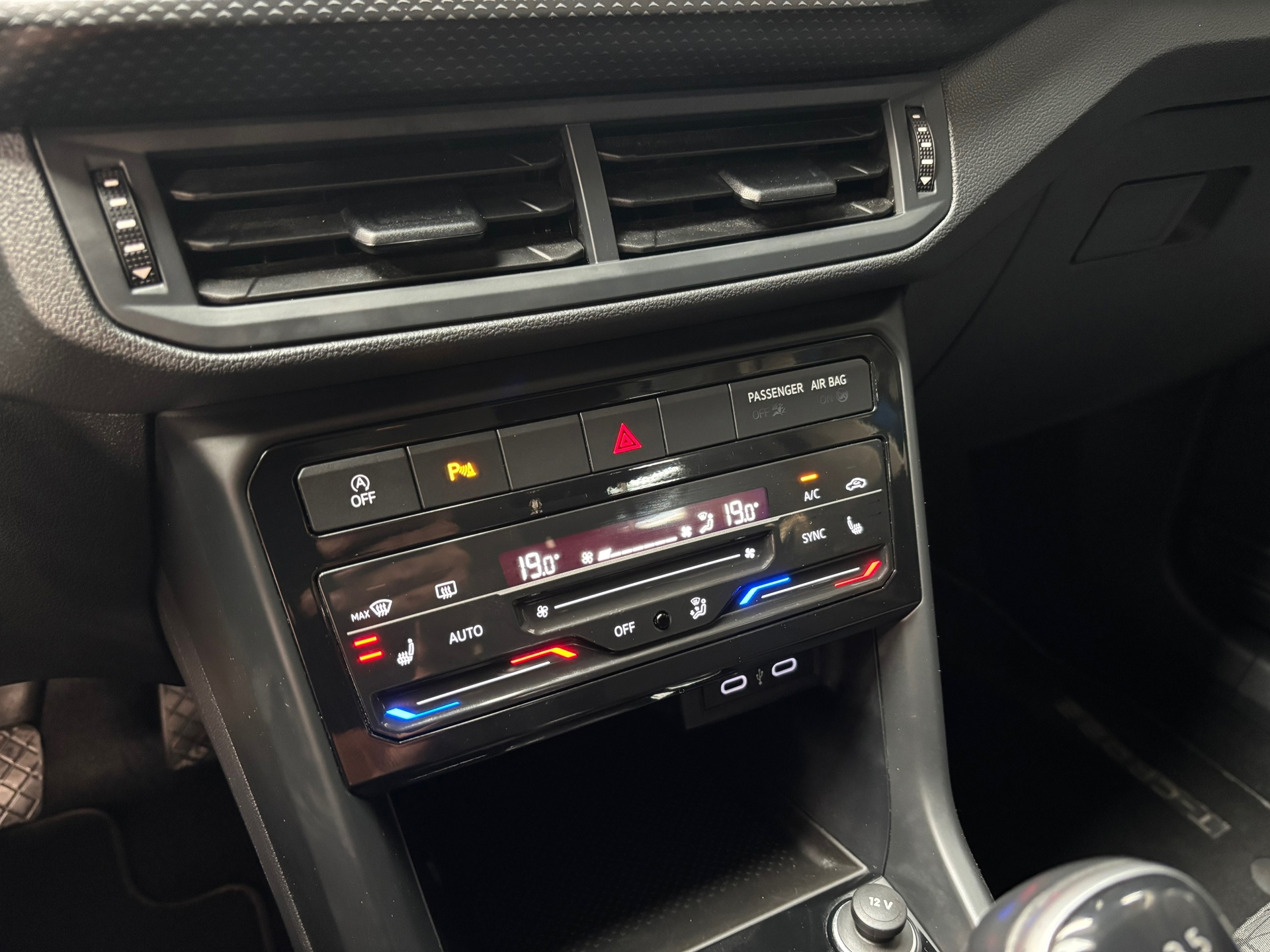 Foto van Volkswagen T-cross