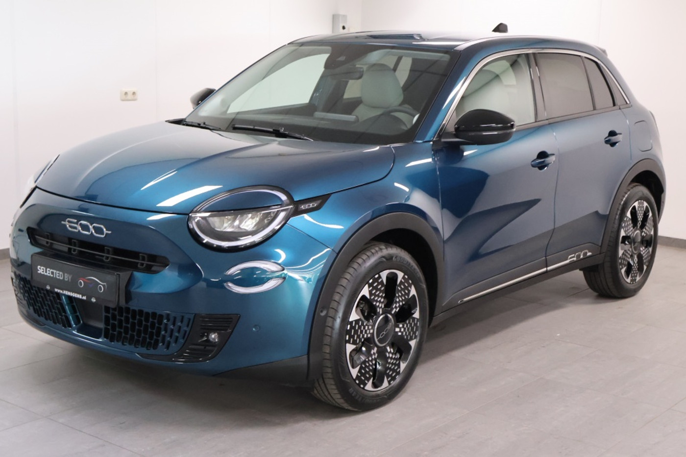 Fiat 600e La Prima 54 kWh 2024 - voorkant