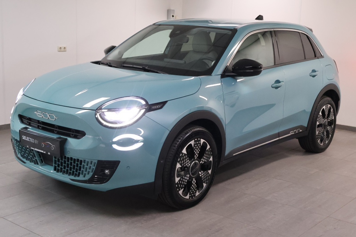 Fiat 600 La Prima 54 kWh 2024 - voorkant
