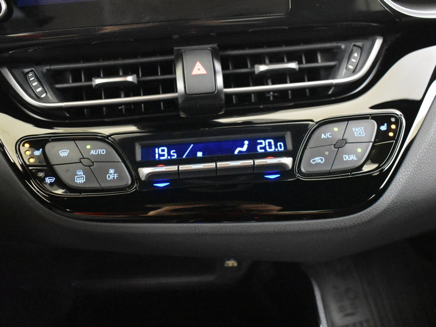 Foto van Toyota Toyota C-hr