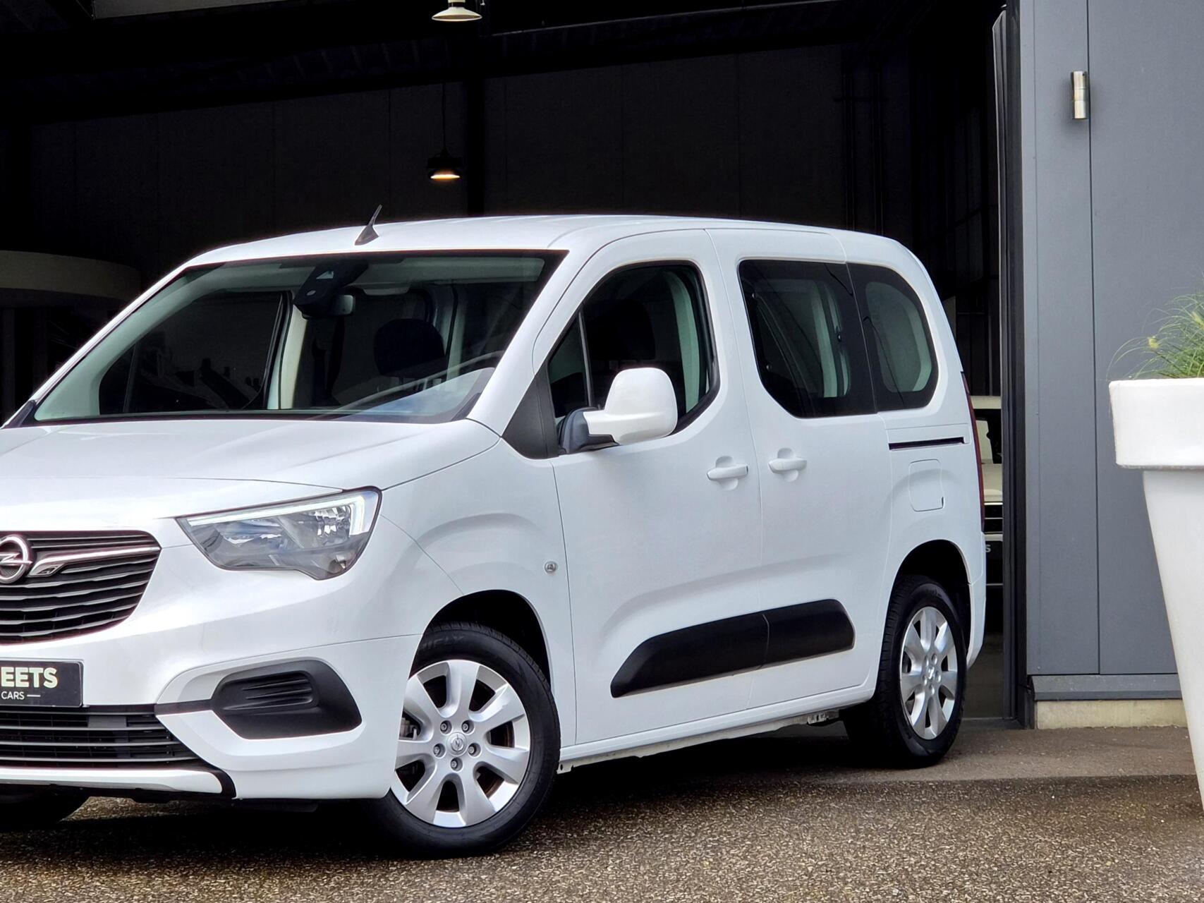 Foto van Opel Combo Life