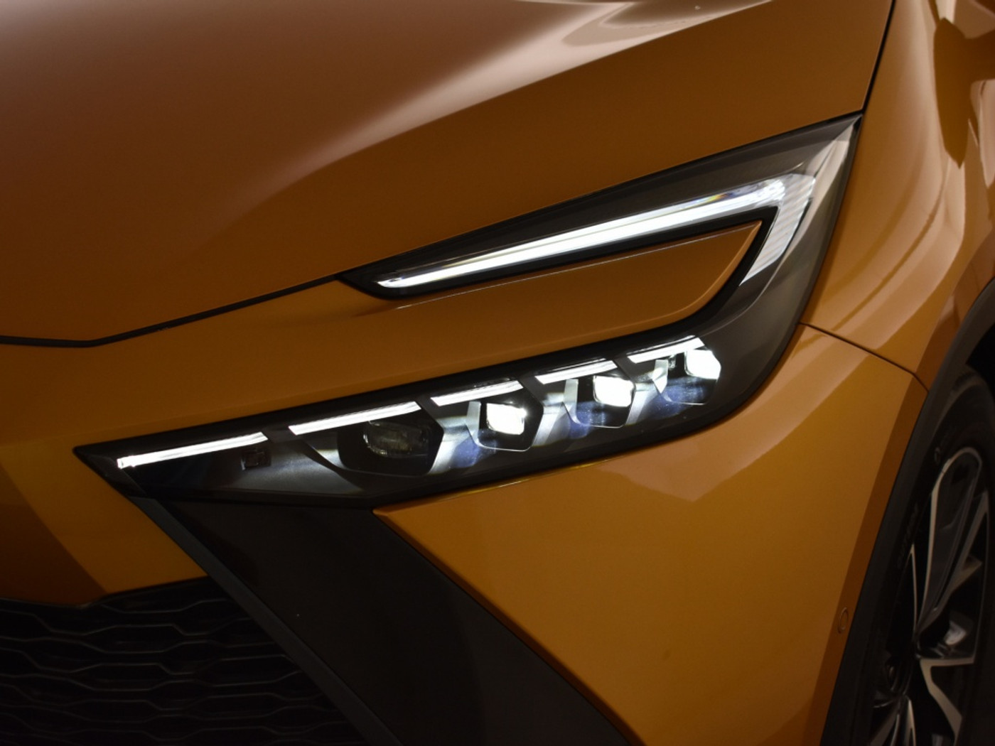 Foto van Toyota C-hr