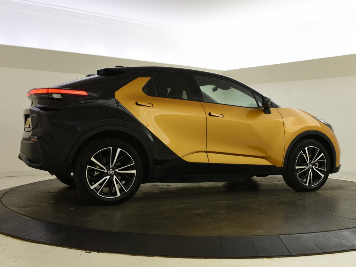 Foto van Toyota C-hr